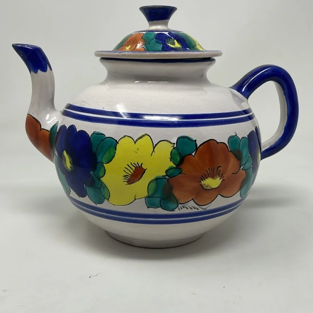 Juan F. Guerrero Delores HGO GTO Mexican Flower Pottery Handpainted Teapot